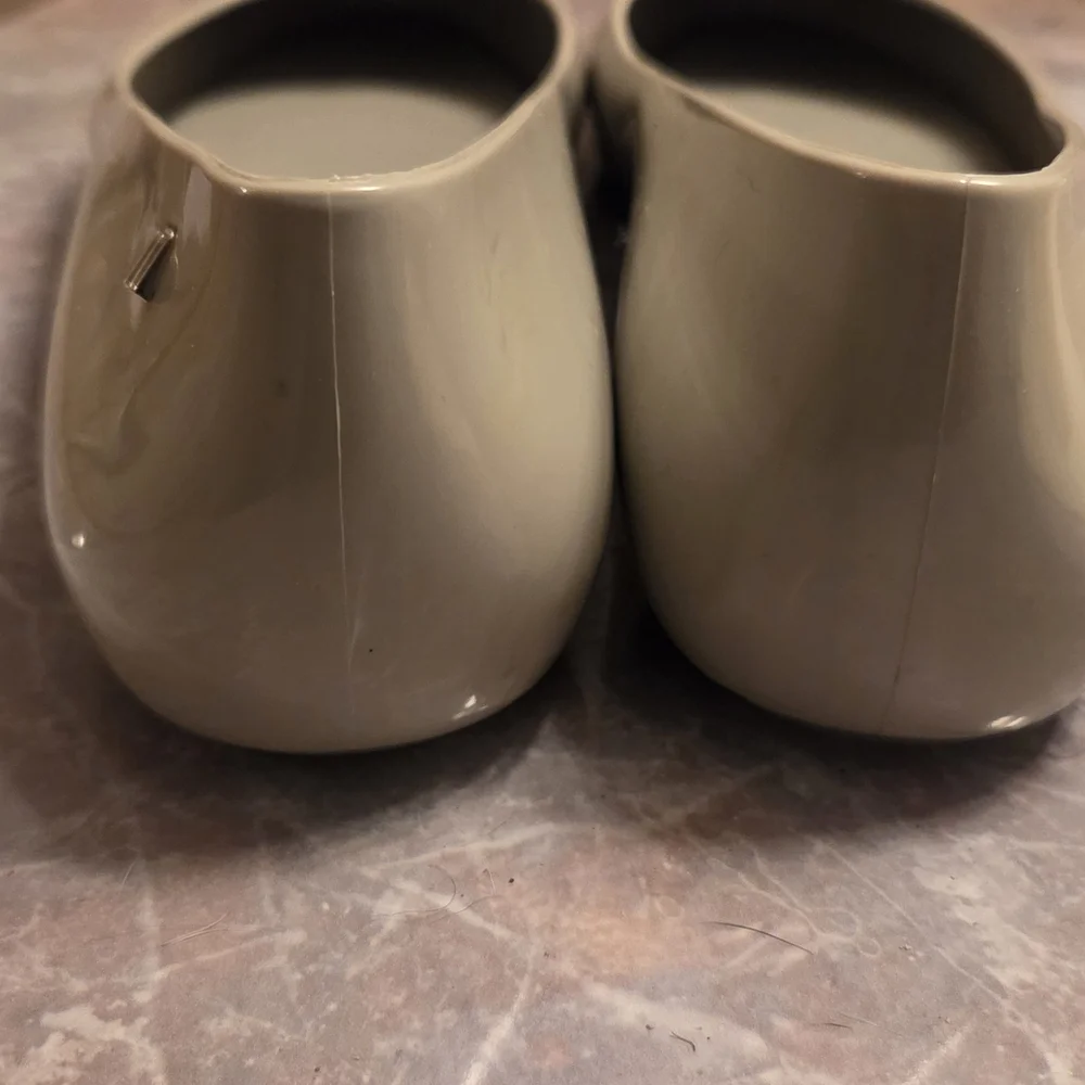 Vivienne Westwood x Melissa Patent Grey Ballet Flats with Orb - Picture 5 of 6